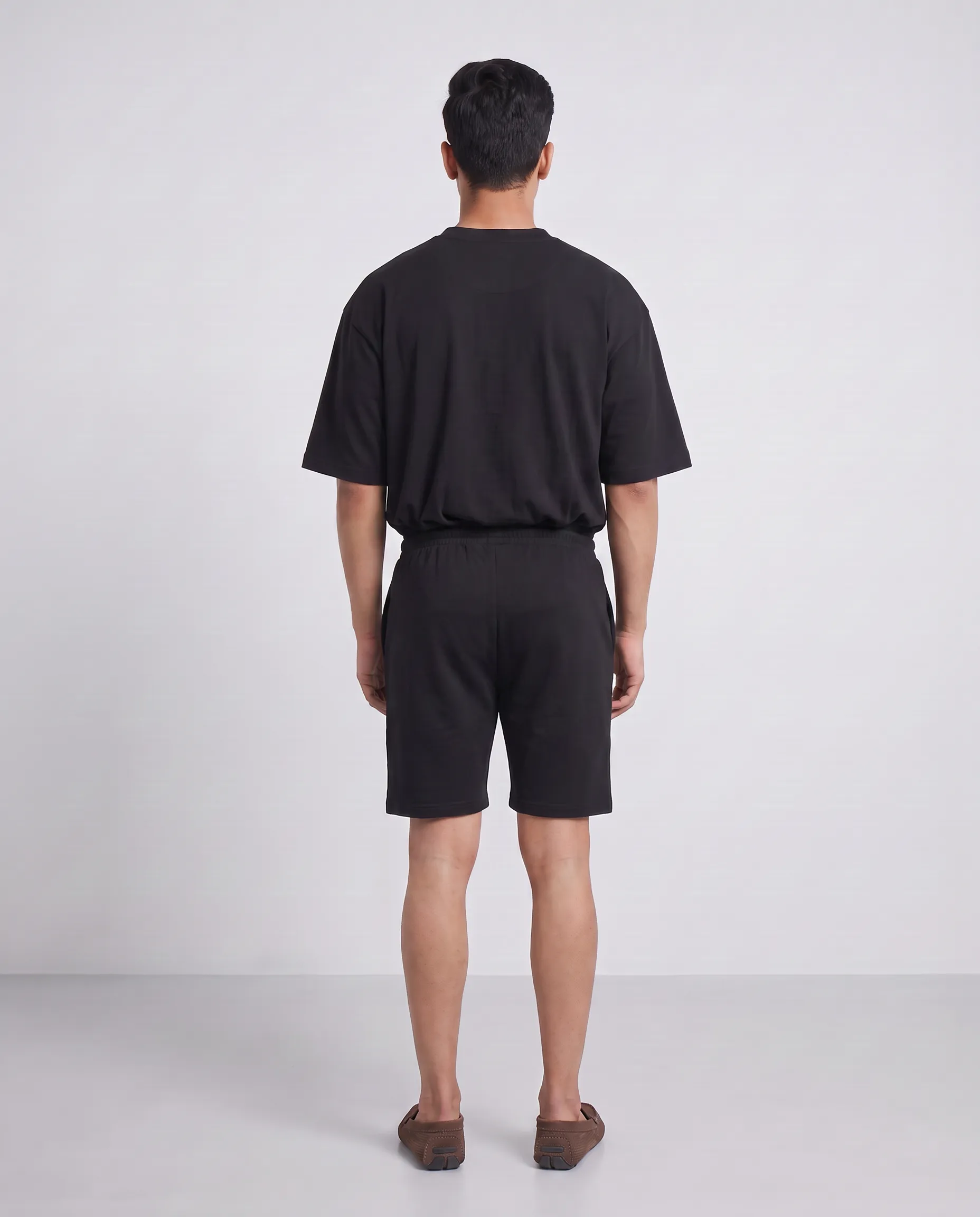 oversized drop shoulder round neck t shirt black